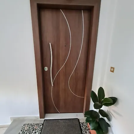 Dimitris Apartman Néa Plája